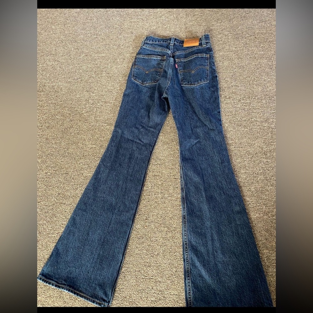 High waisted Flare Levi’s